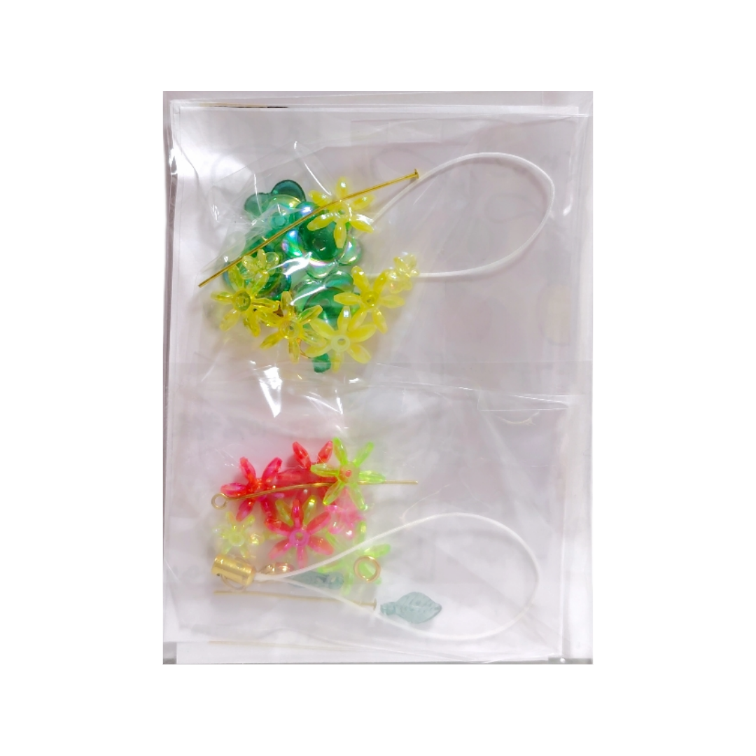 フルーツのストラップのキット (リンゴとパイナップル) 2個入り B-2113