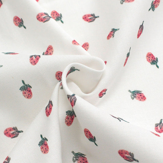 【USAコットン】STELLA ホワイト地 小さないちご柄 STE3070-W 綿100% シーチング生地 1mカットクロス