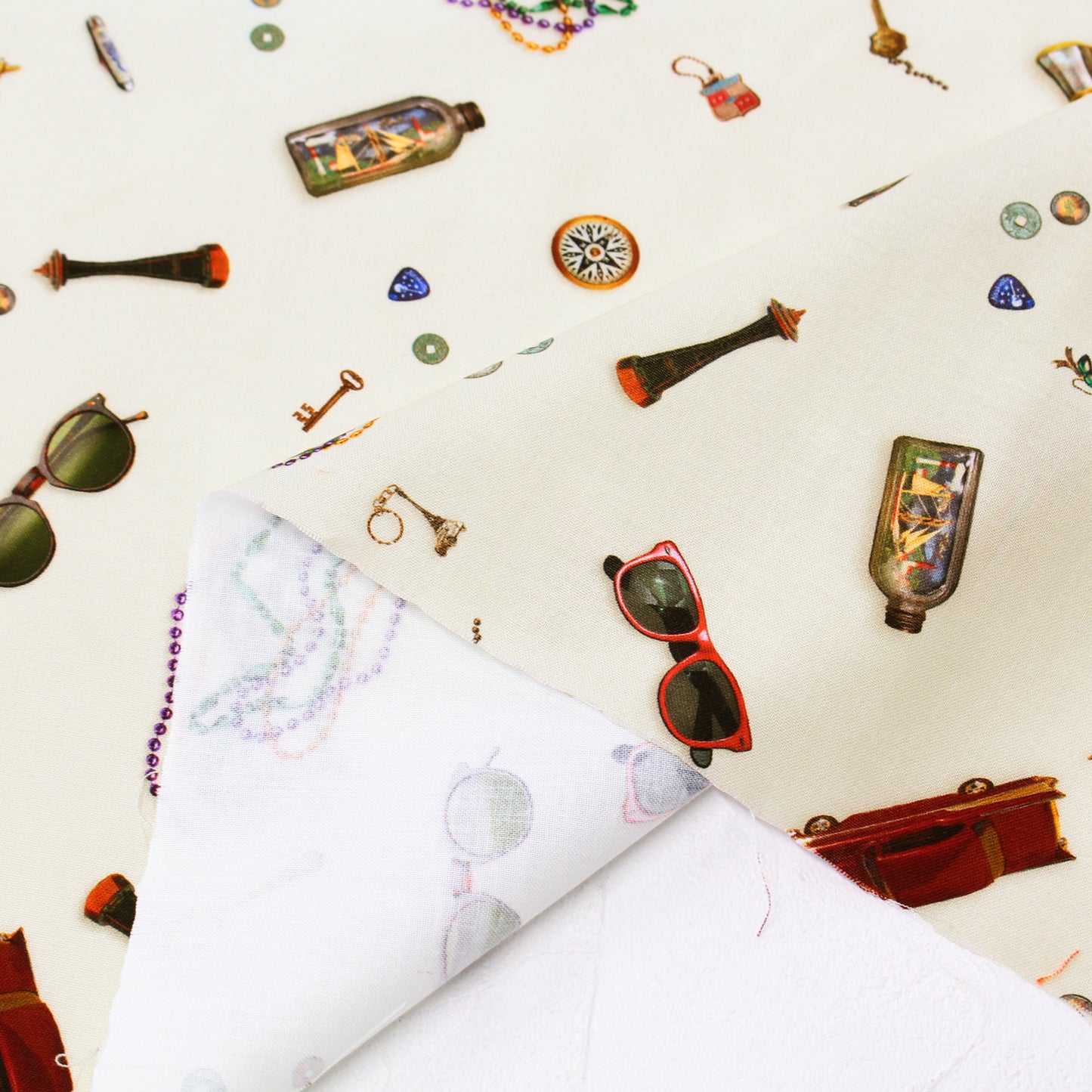 【USAコットン】ROBERT KAUFMAN アンティーク小物柄 オフホワイト ROB23074-200 綿100% シーチング生地 1mカットクロス