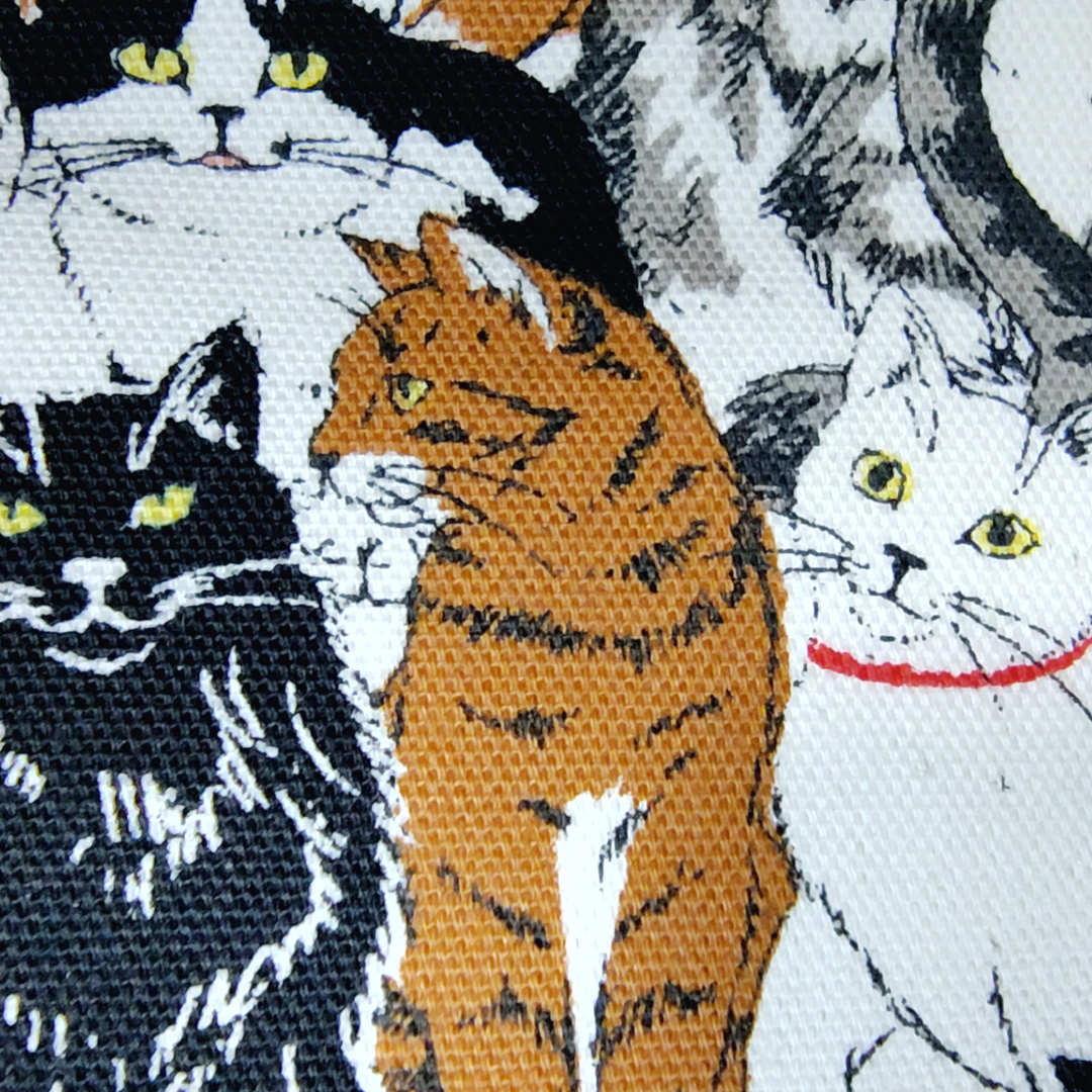 猫柄 オックス生地 カモフラージュ／ホワイト｜30cm×110cm カットクロス
