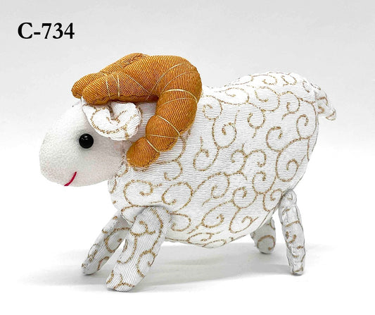 ちりめんのハートひつじ 干支「未」キット C-734 | 約12.5cm×11cm